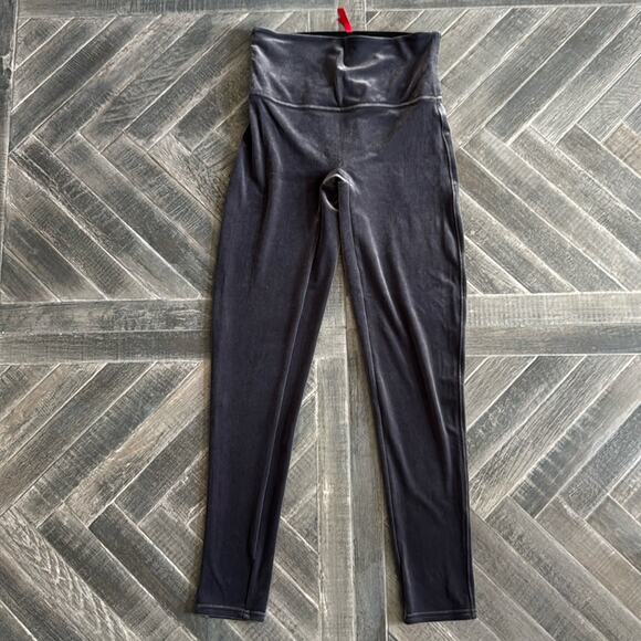 SPANX Charcoal Velvet Leggings - Size L - Picture 2 of 7